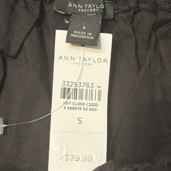 Ann Taylor Factory Black Eyelet Top 100% Cotton NWT size Small - Picture 5 of 10
